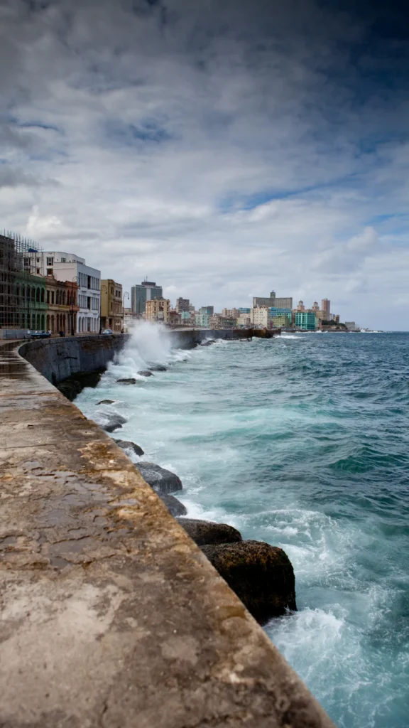 Nadmorska promenada w Malecón